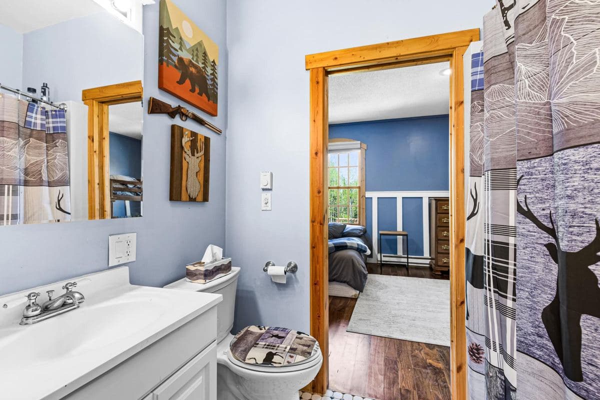 Full bathroom